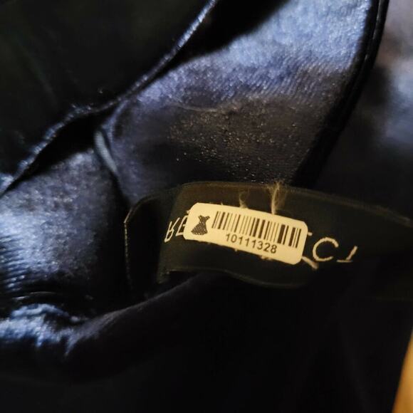 Reconnect Charlotte Straight Leg Velvet Maternity Velour Pants - Picture 10 of 10